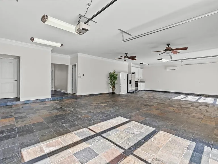 2727 E Bayshore Dr — Photo 31