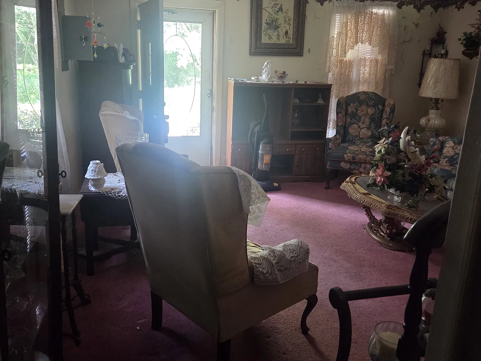 1 bed, 704 sqft, $735 — Photo 2