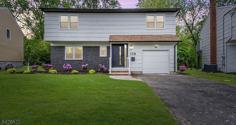 1st image of 1318 Marcella Dr
