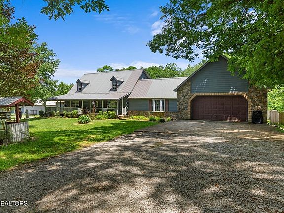 2nd image of 1036 Dye Rd