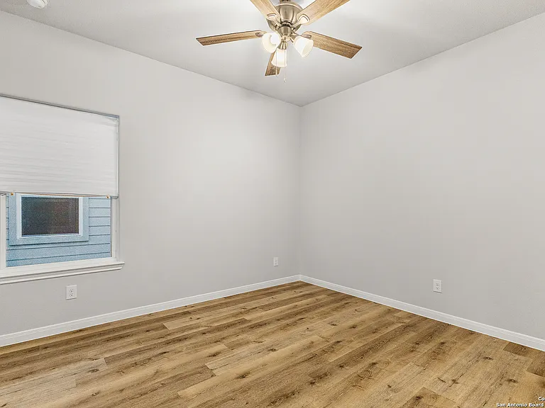 505 Linden Ave — Photo 26