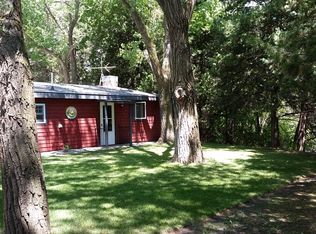 3 Plum Creek Canyon Trl, Elwood, NE 68937