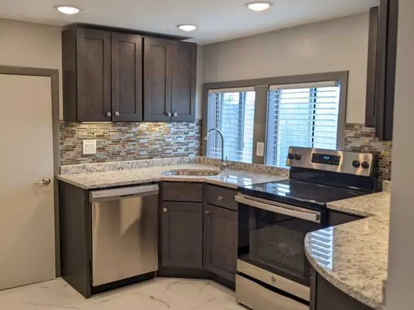 28-30 Connecticut Blvd Floor 3, East Hartford, CT 06108