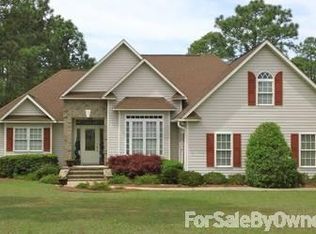 834 Foxcroft Dr, Fayetteville, NC 28311