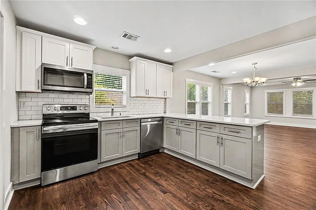 2 bed, 2.0 bath, 1029 sqft, $2,200 — Photo 4