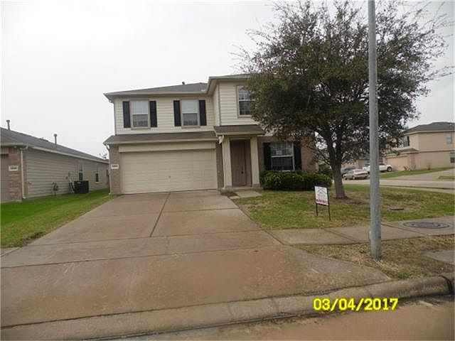 1st image of 1902 Skipwood Dr