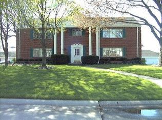 2139 Collinway St APT 3, Ottawa Hills, OH 43606