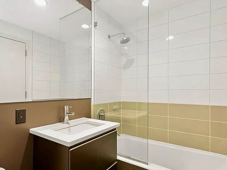 2-26 50th Ave #4J — Photo 9