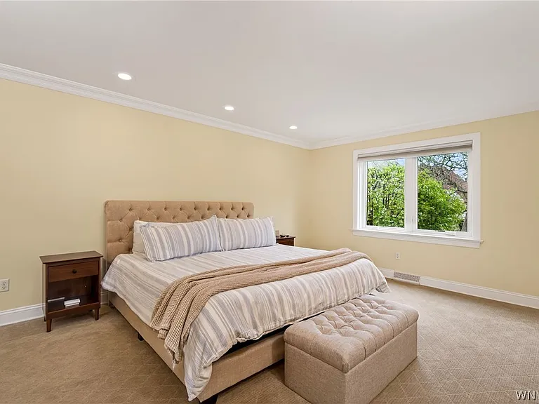 36 Harbour Pointe Cmn — Photo 9