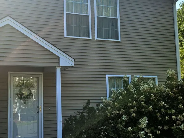 11 Wildcat Drive #11, Farmington, CT 06085