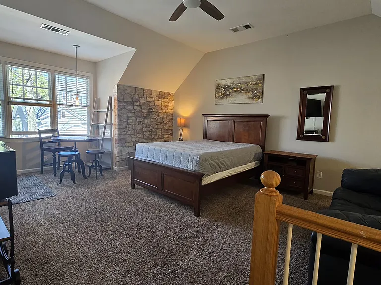 1435 Hedgewood Ln NW — Photo 12