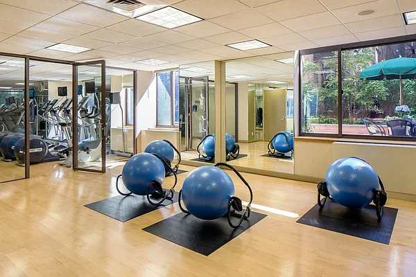 Rented by Chelsea Associates LLC | media 10