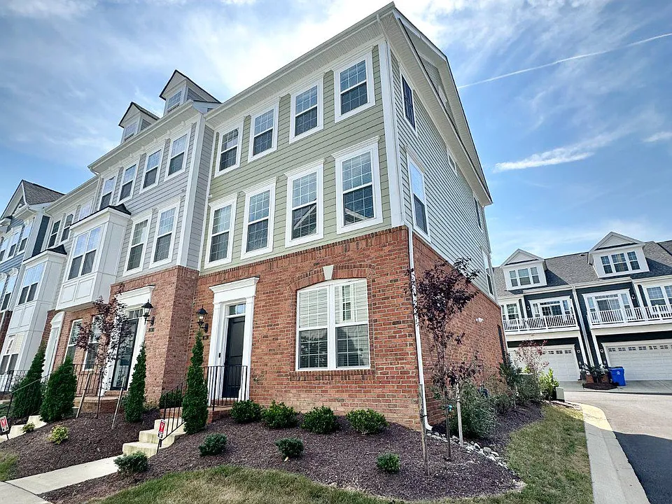 395 Buckeye Cir