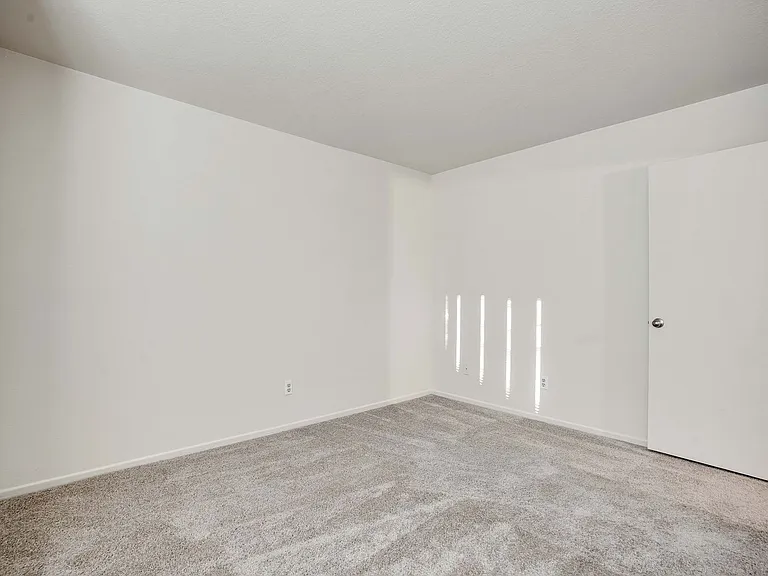 Spacious 2 Bedroom Townhomes with Private Garage Limited Availability — Photo 10