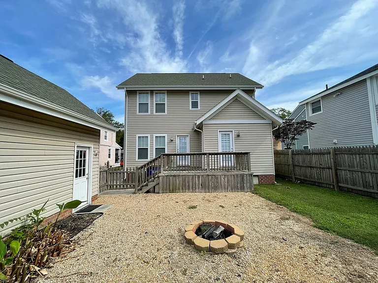1029 E Balview Ave — Photo 31