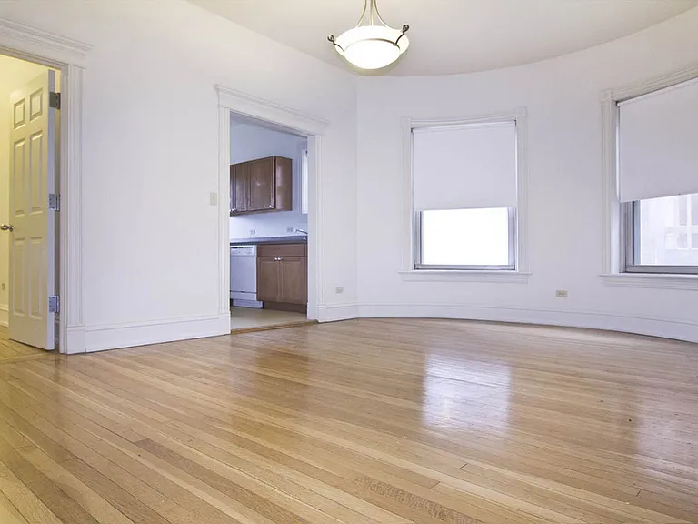 Dining/Living room