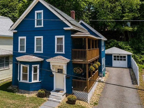 28 Institute St, Fitchburg, MA 01420