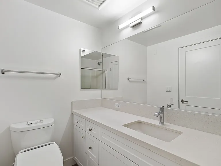 The Kingsley Diplomat Apartments — Photo 30
