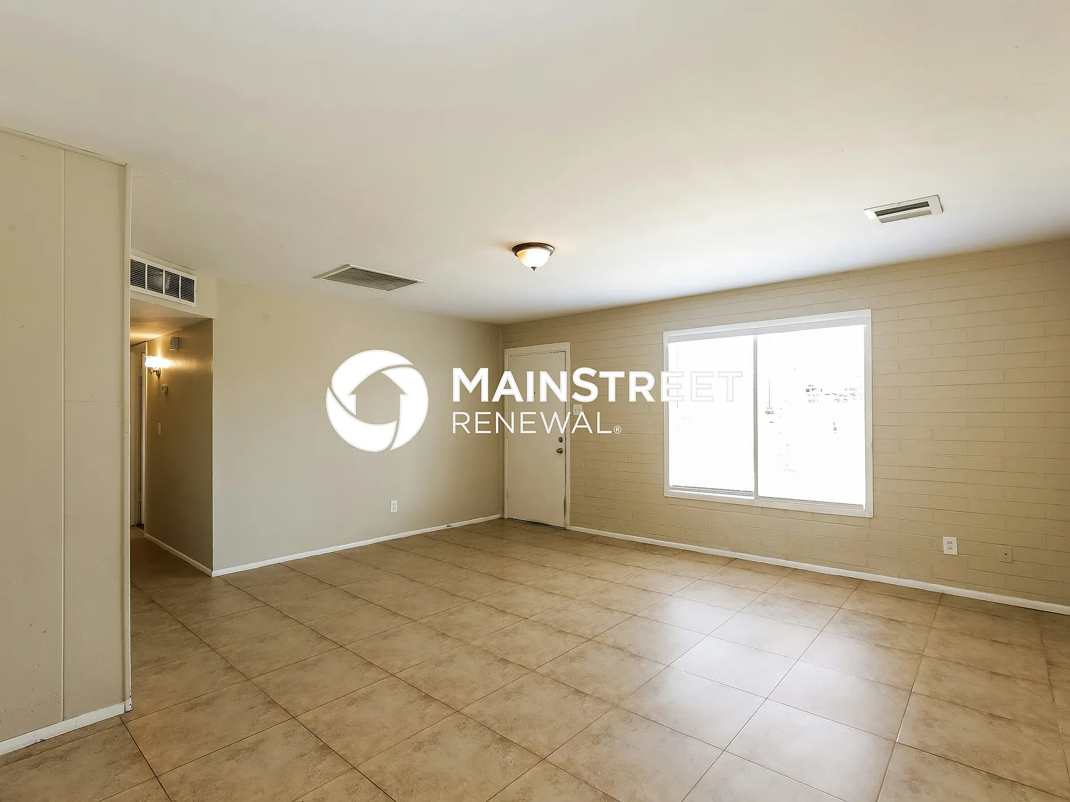 3133 W Marshall Avenue — Photo 4