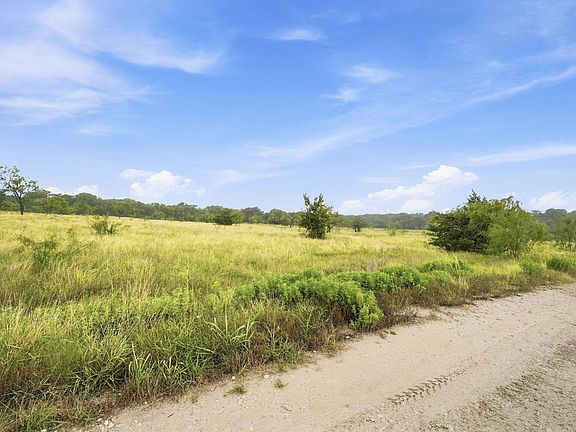 4th image of 117 Private Road 354 N