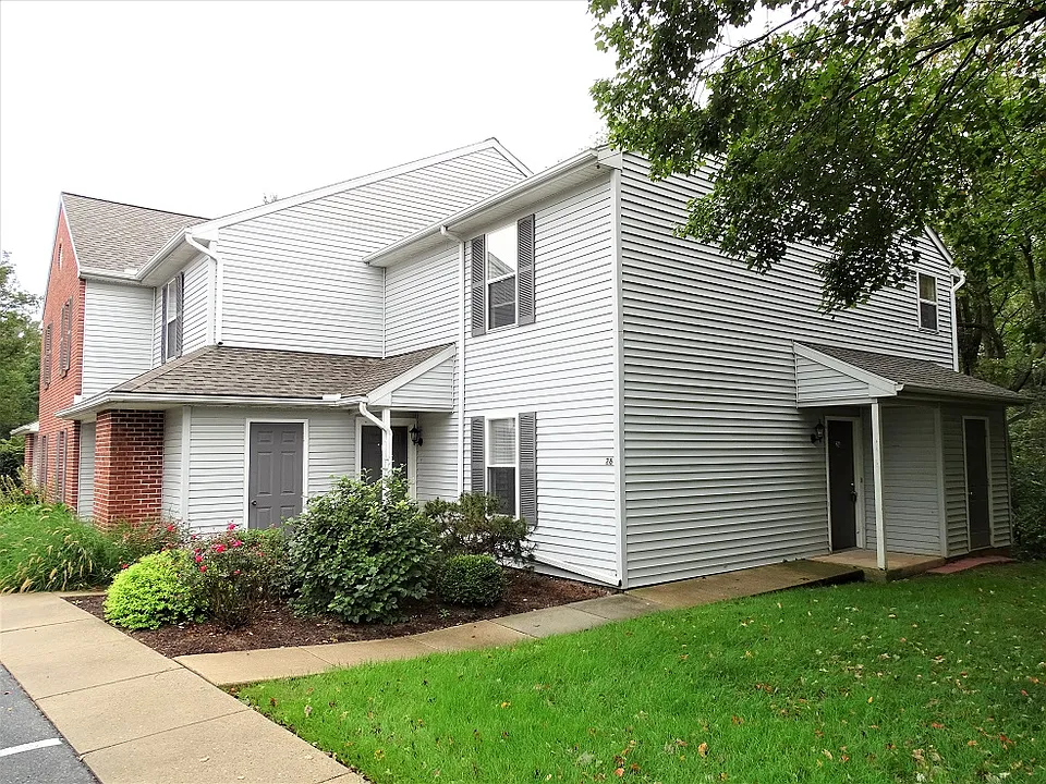 26 Hilldale Dr