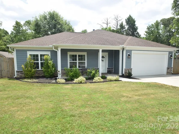 6916 The Plz, Charlotte, NC 28215