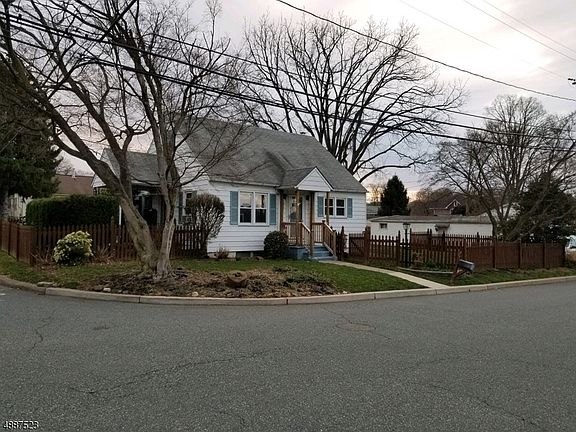 3rd image of 235 S 1st St