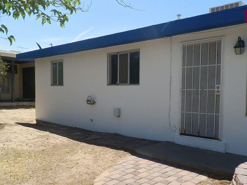 1st image of 2352 E Idaho Ave