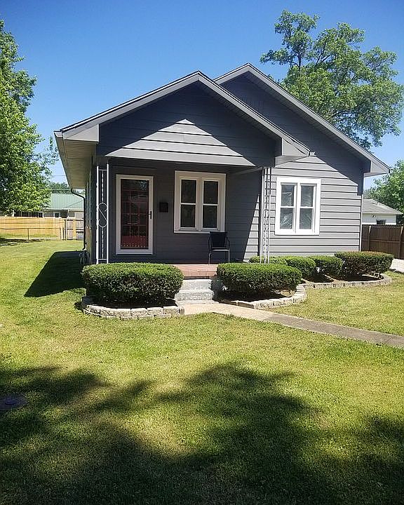 1st image of 1658 E Koch Ave