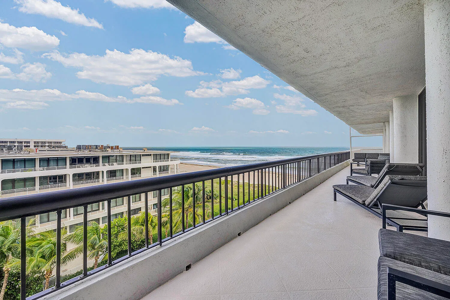 2 bed, 2.0 bath, 1900 sqft, $20,000 — Photo 2