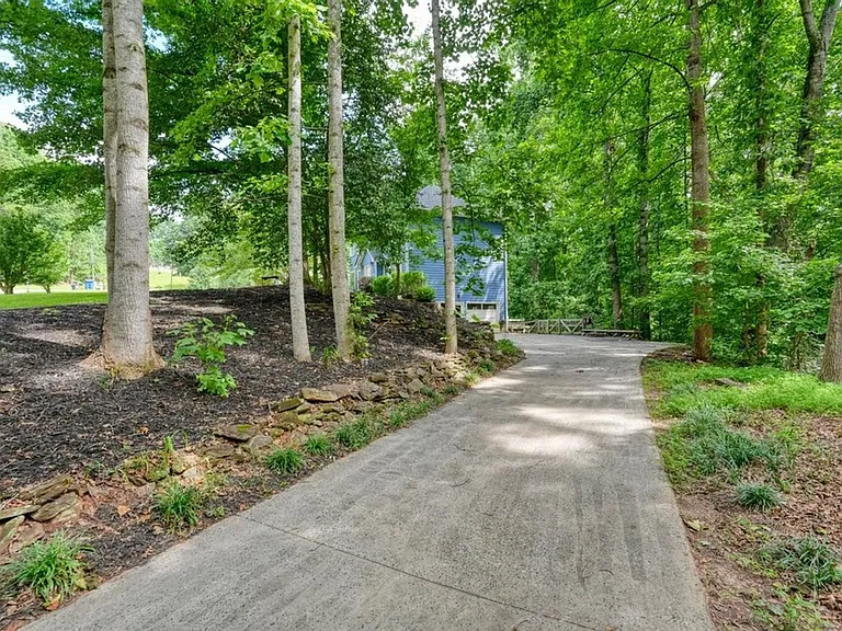 2245 Mills Wood Run — Photo 2
