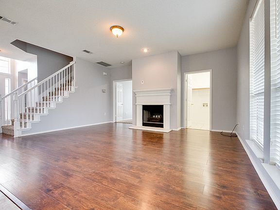 5th image of 7813 Park Run Rd