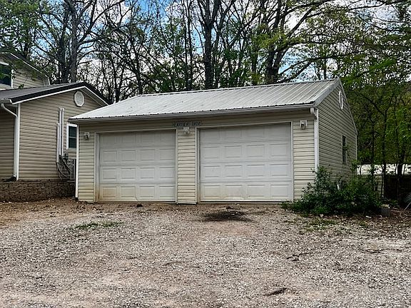 3rd image of 4622 Creel Rd