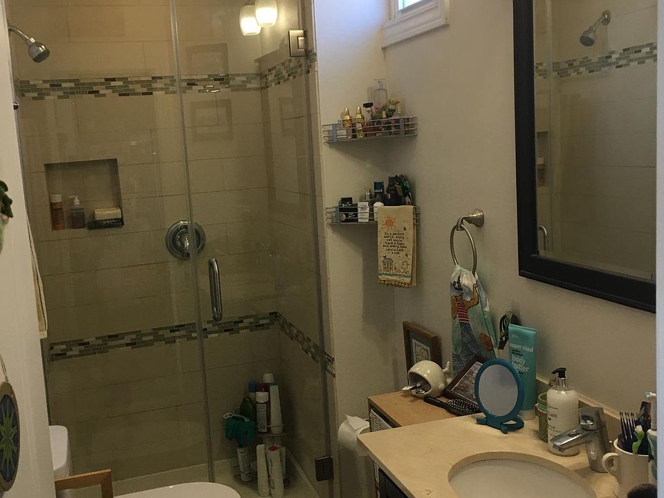 1st image of 1055 N Mozart St Unit 1