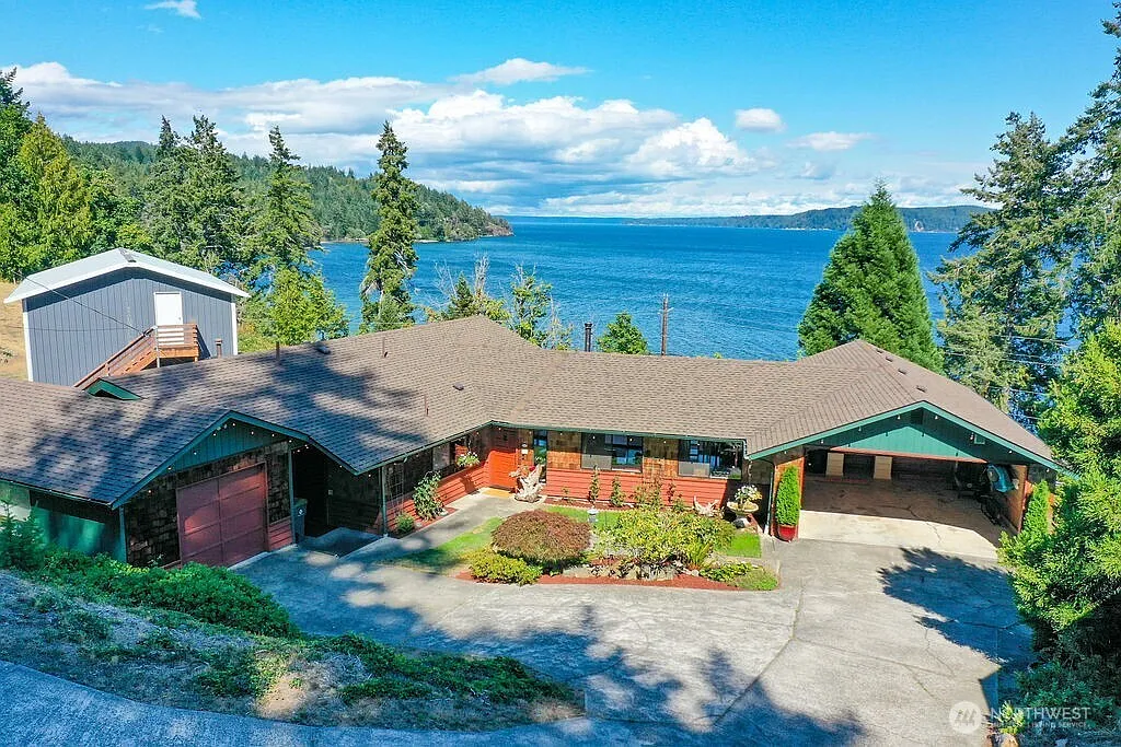 130 Forest Drive photo 1