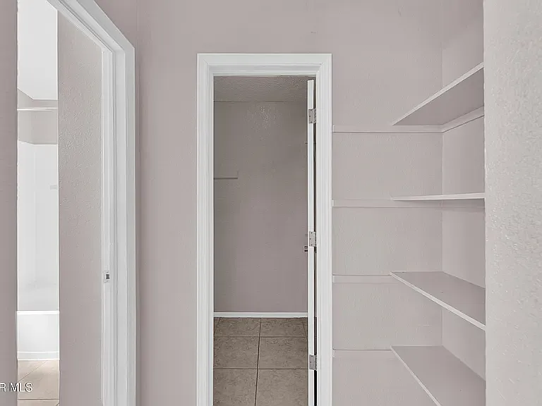 11868 Oak Crossing Dr — Photo 26