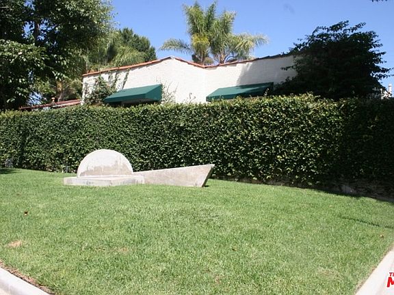 2nd image of 7915 Sherwood Dr