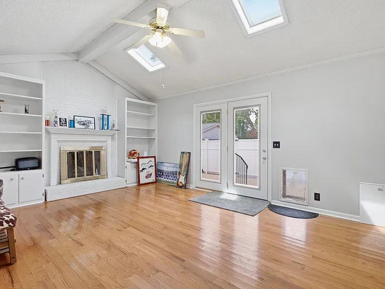 4812 Sierra Dr — Photo 8