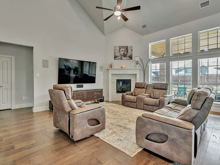 1064 Agape Dr — Photo 10