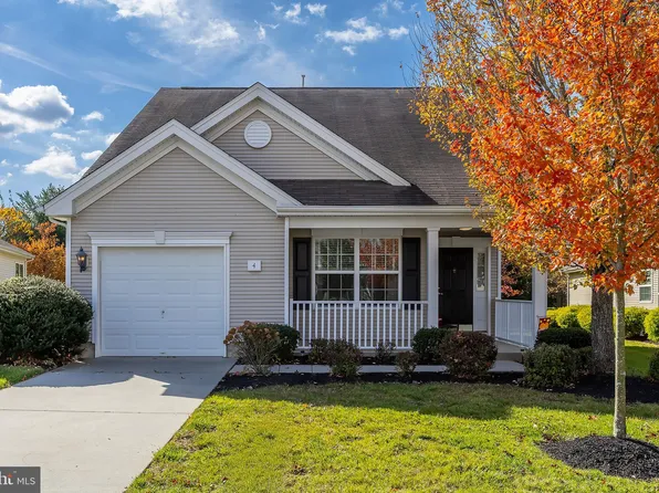 4 Hylton Rd, Woolwich Township, NJ 08085
