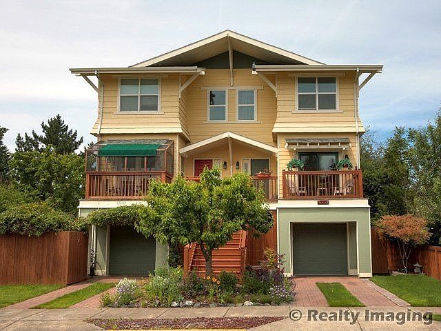 For Sale: 12007 SE Schiller St, Portland, OR 97266