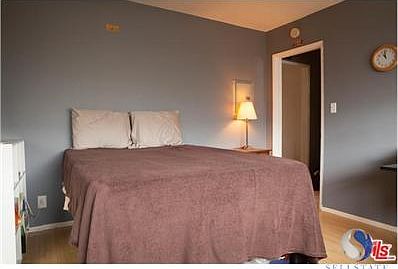 5th image of 1119 Lincoln Blvd APT 4