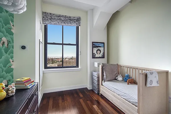 Sold by Stribling | media 9