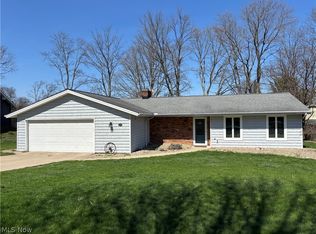 13926 Delaware Dr, Middleburg Heights, OH