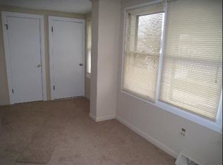 252 N Raynor Ave, Joliet, IL 60435