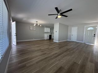 940 Laramore Dr, Las Vegas, NV 89119