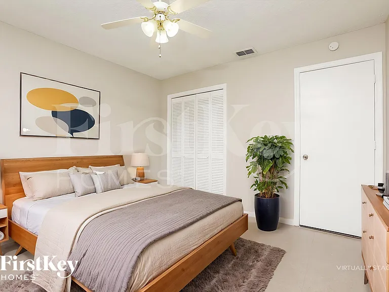 2084 Everest St — Photo 11
