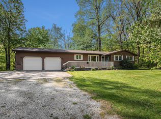 6662 East Rd, Three Oaks, MI 49128