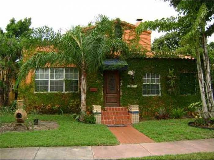 1st image of 1220 Medina Ave