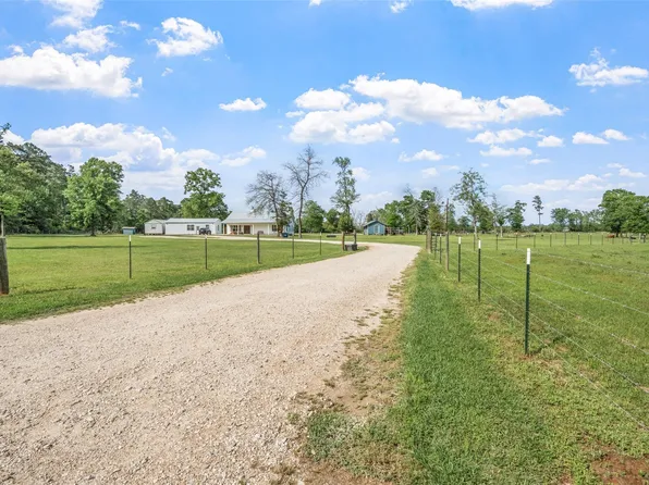 1121 Pelican Rd, Shepherd, TX 77371